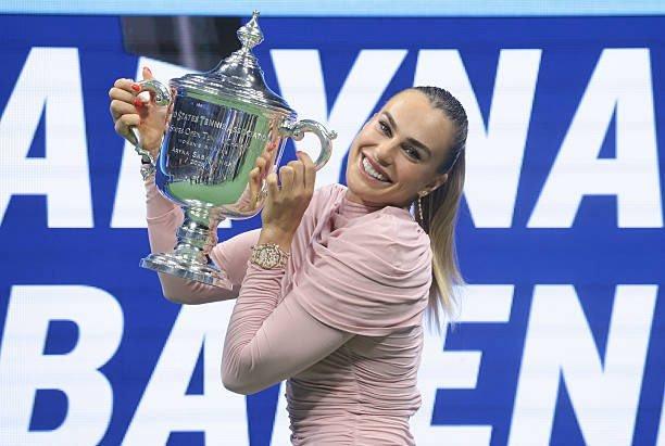 华体会官网入口-生涯奖金近3亿，女单球后能排进历史第几？