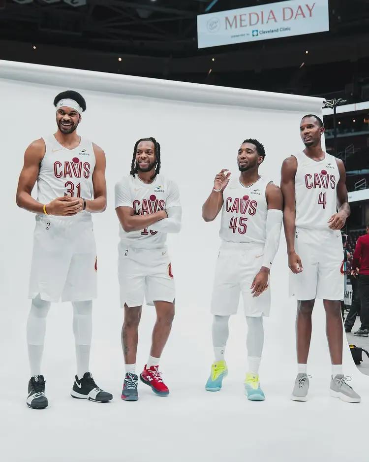 5年1.93亿！断崖式下滑！东部第一变第八