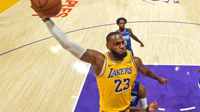 华体会hth体育官网入口-8胜3负站到西部之巅 六件事总结湖人赛初表现