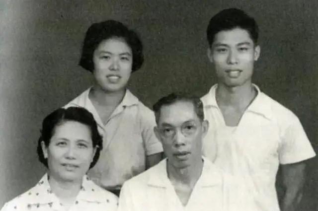 hth体育-1984年叶剑英病危，追悼会花圈已备好，35岁才当医生的钟南山凭什么临危受命救回元帅？