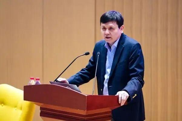 hth体育-张文宏:此次疫情核心在于传播路径异常;“洪迪厄斯”号邮轮8人发病3死,“室内房间不能随意开窗”;西班牙称接收工作“一切准备就绪”