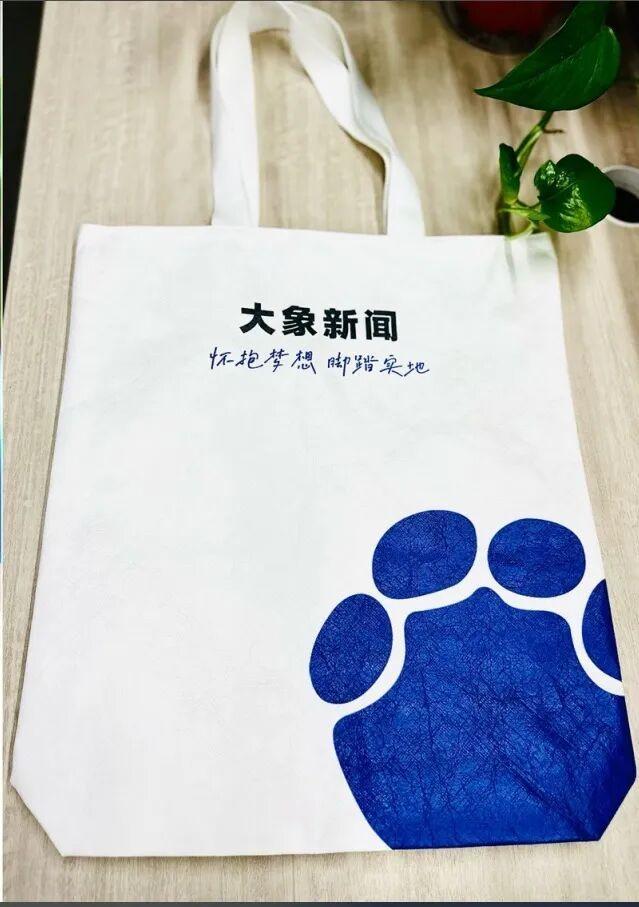 hth体育-张文宏:此次疫情核心在于传播路径异常;“洪迪厄斯”号邮轮8人发病3死,“室内房间不能随意开窗”;西班牙称接收工作“一切准备就绪”